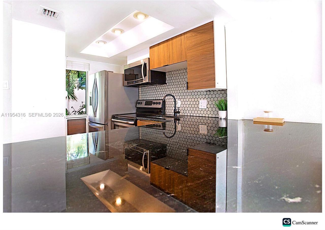 1531 SE 15th St, Unit 5, Fort Lauderdale, FL 33316 Photo