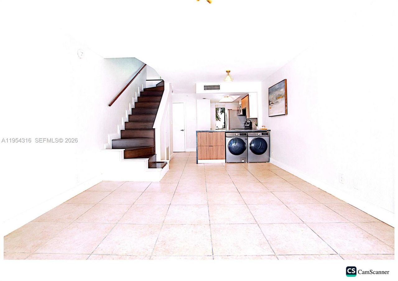 1531 SE 15th St, Unit 5, Fort Lauderdale, FL 33316 Photo