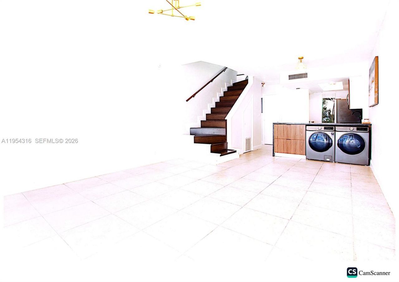 1531 SE 15th St, Unit 5, Fort Lauderdale, FL 33316 Photo