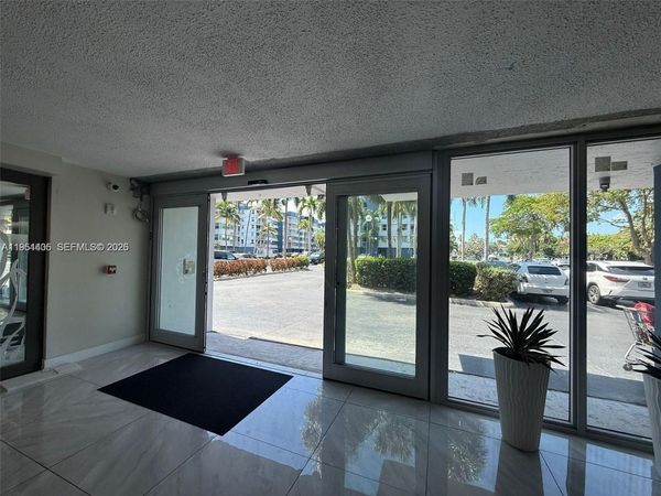 16546 NE 26th Ave, Unit 4J, North Miami Beach, FL 33160