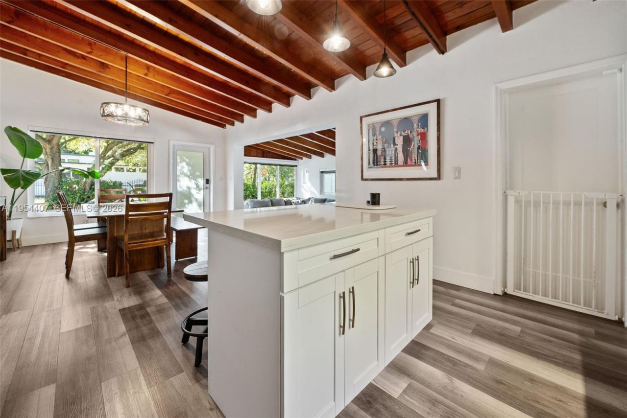 505 NE 132nd Ter, North Miami, FL 33161 Photo