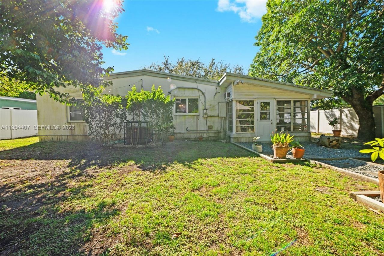 505 NE 132nd Ter, North Miami, FL 33161 Photo