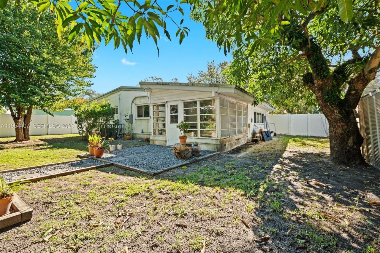 505 NE 132nd Ter, North Miami, FL 33161 Photo