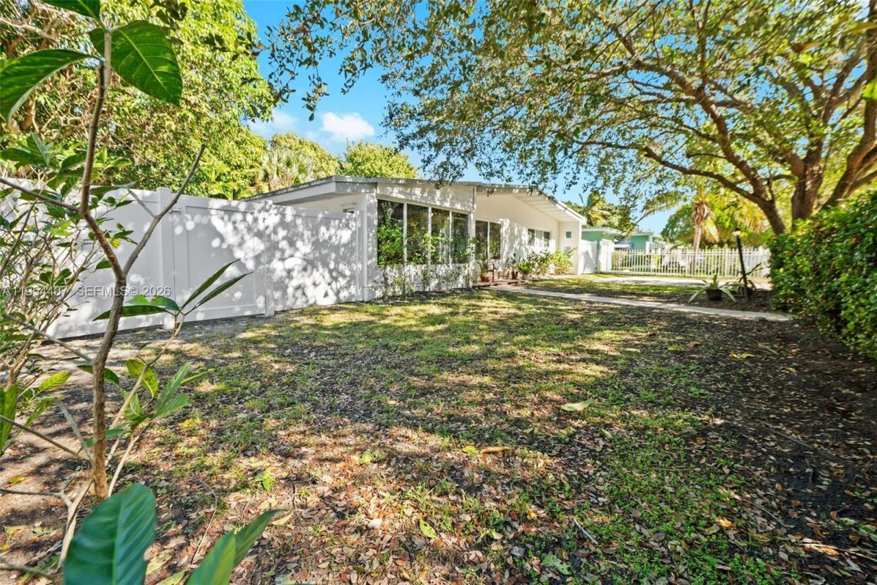 505 NE 132nd Ter, North Miami, FL 33161 Photo