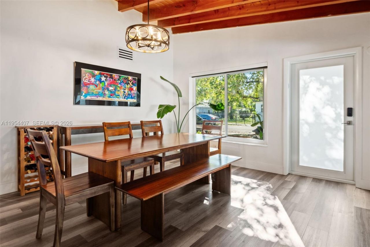 505 NE 132nd Ter, North Miami, FL 33161 Photo