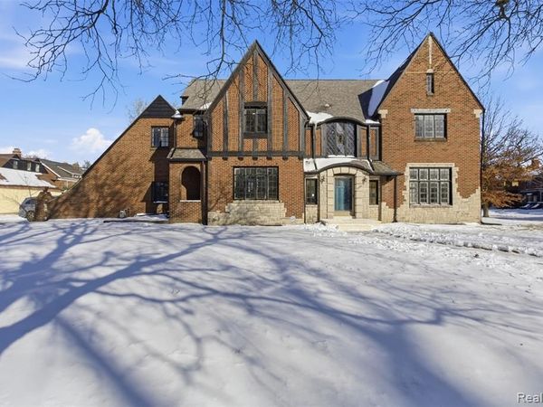 9500 La Salle Boulevard, Detroit, MI 48206