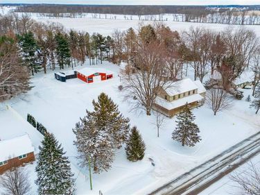 5942 Bluebush Road, Monroe, MI 48162