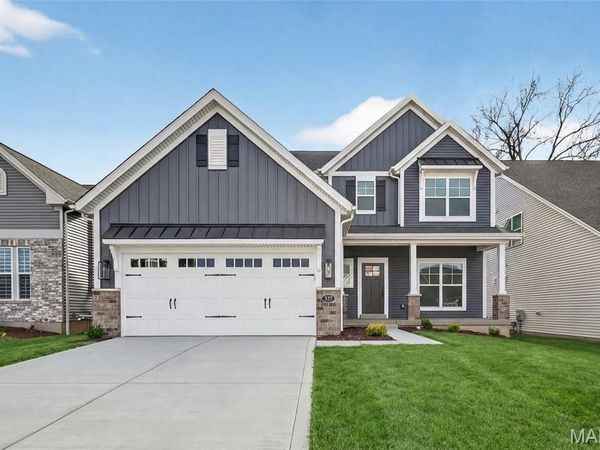 537 Ryehill Drive, St Peters, MO 63376