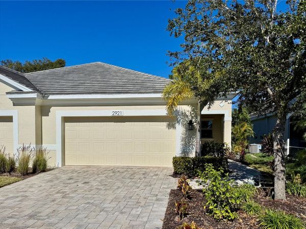 2921 TRUSTEE AVENUE, SARASOTA, FL 34243