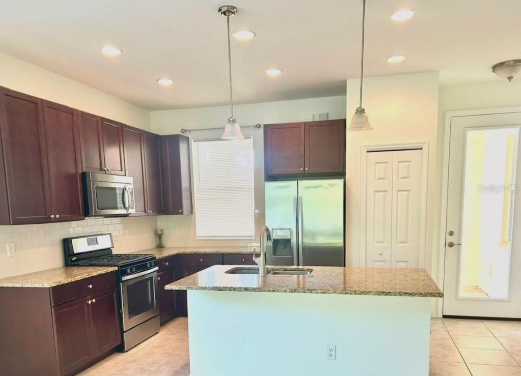 2921 Trustee Avenue, Sarasota, FL 34243 Photo