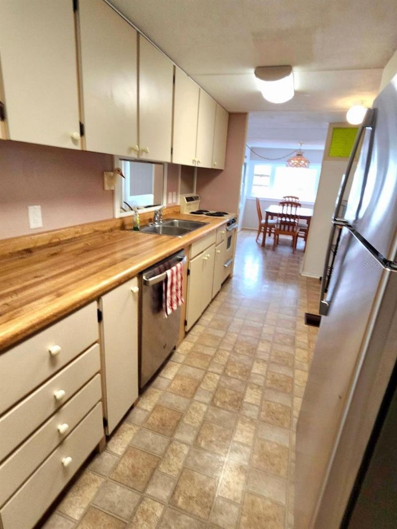 6522 Massachusetts Street, Bradenton, FL 34207 Photo