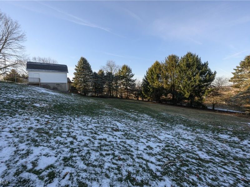 264 Pleasant Valley Road NW, Sugarcreek, OH 44681 Photo 11