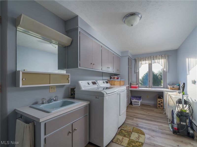 264 Pleasant Valley Road NW, Sugarcreek, OH 44681 Photo 32