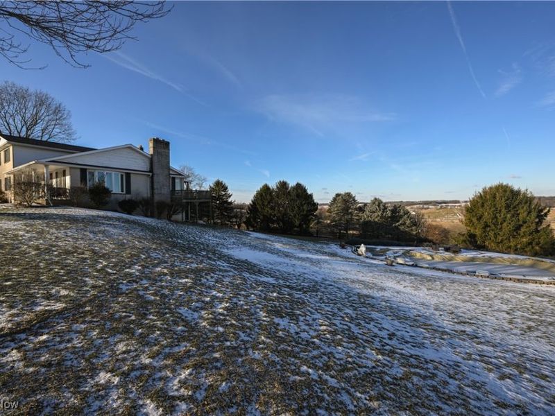 264 Pleasant Valley Road NW, Sugarcreek, OH 44681 Photo 7