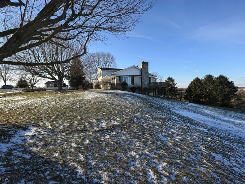 264 Pleasant Valley Road NW, Sugarcreek, OH 44681 Photo 8