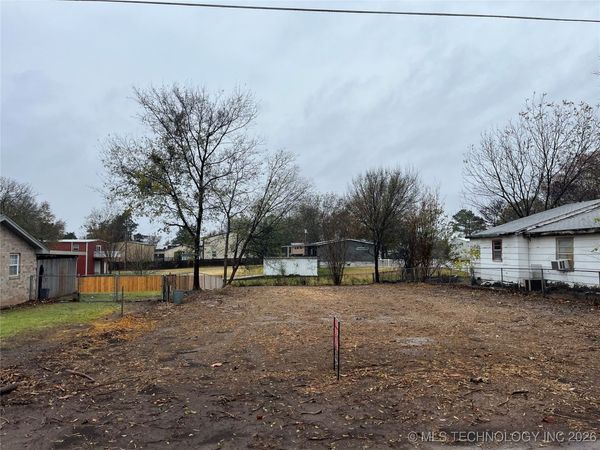 7669 Thomas, Kingston, OK 73439