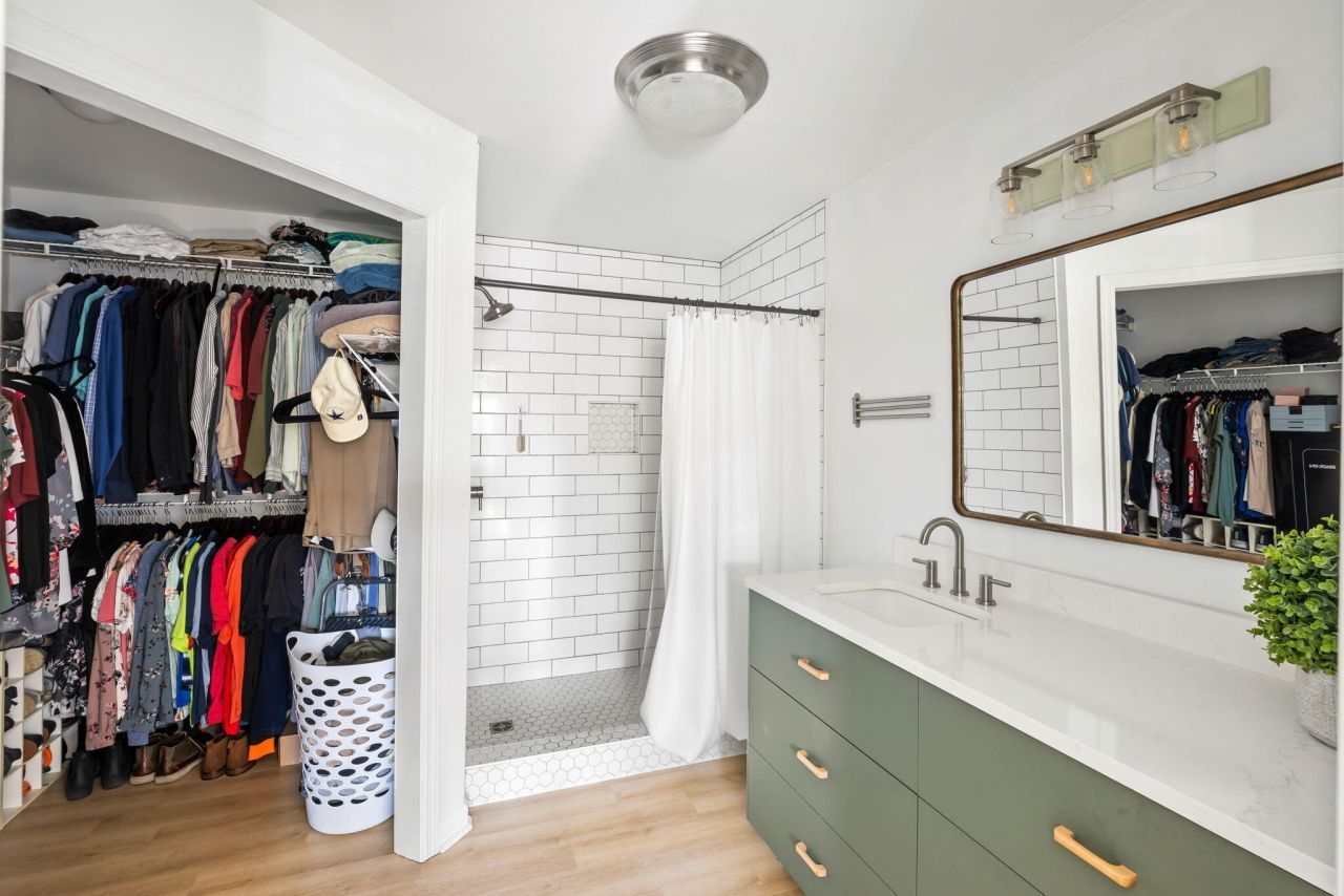 700 Daniel Ellis Drive Photo 11