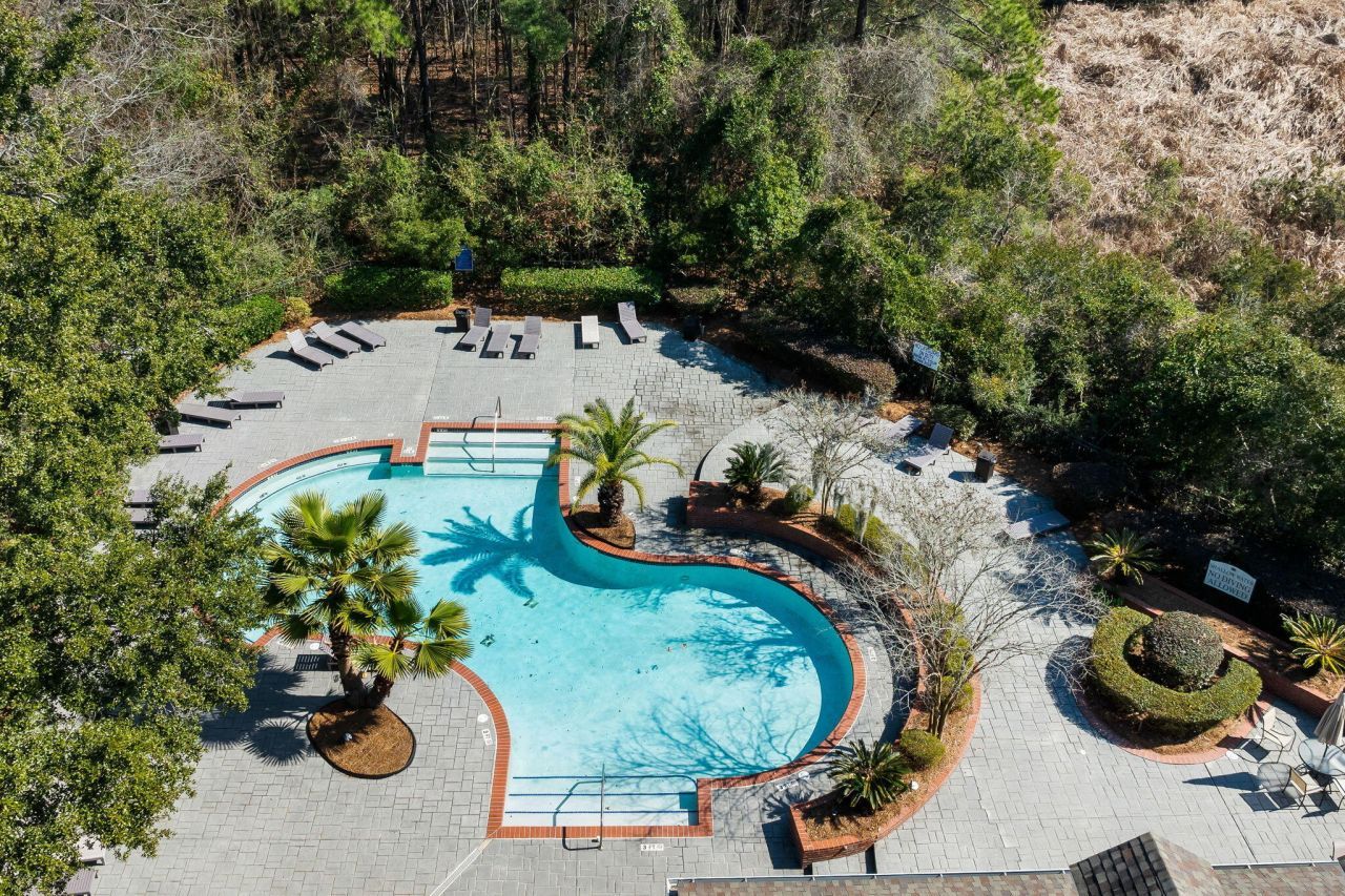 700 Daniel Ellis Drive Photo 17