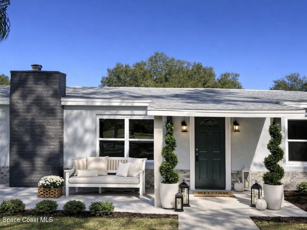 581 Calle Grande Street, Ormond Beach, FL 32174