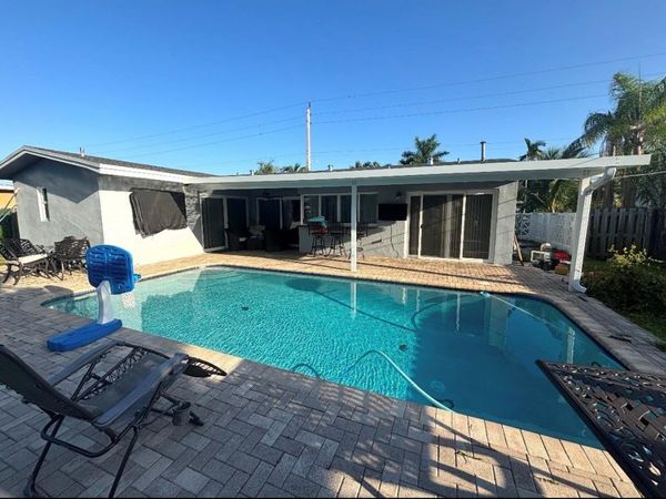 8337 NW 25th Ct, Sunrise, FL 33322
