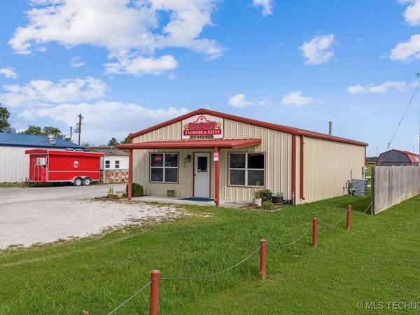 421 E Commercial Street , Inola, OK 74036