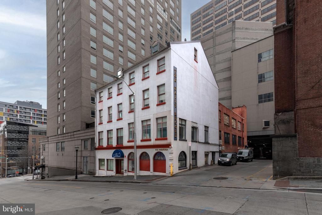 11 E Saratoga Street, Baltimore, MD 21202 Main Photo