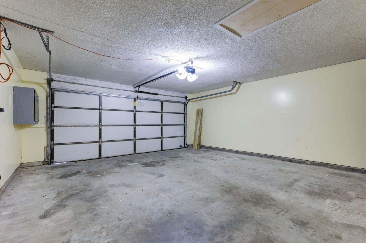 8042 Nova Court Photo 20