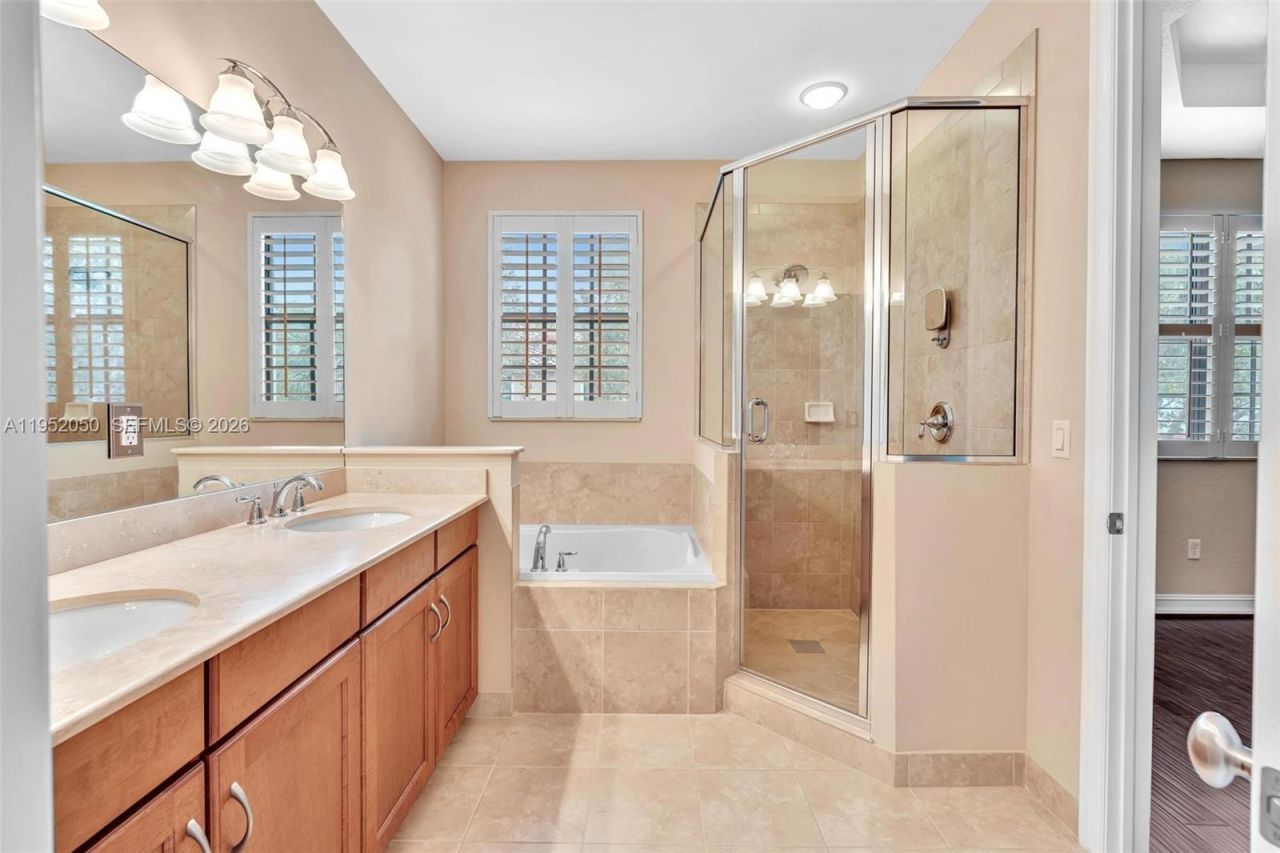 10865 NW 72nd Pl, Parkland, FL 33076 Photo