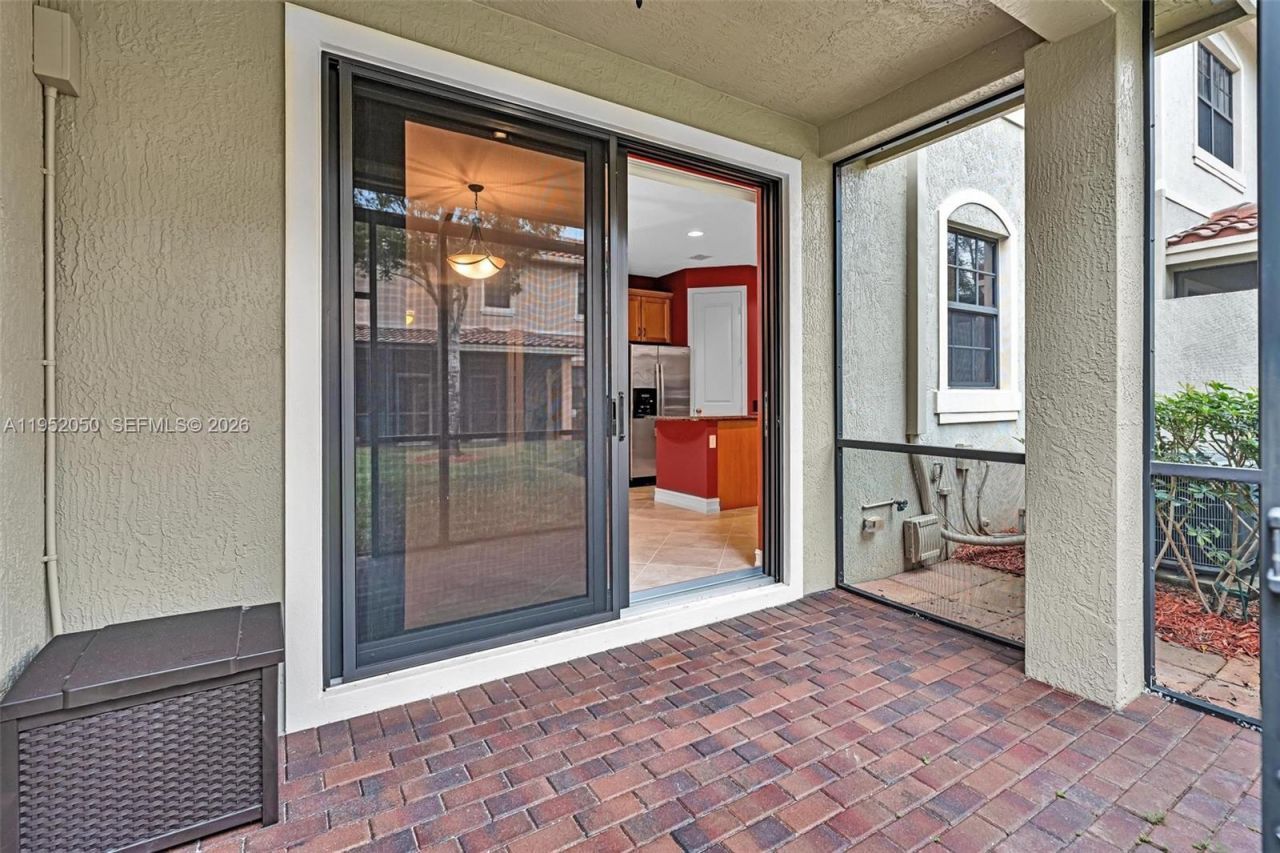 10865 NW 72nd Pl, Parkland, FL 33076 Photo