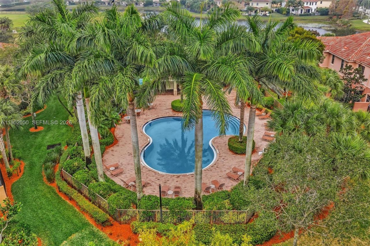 10865 NW 72nd Pl, Parkland, FL 33076 Photo