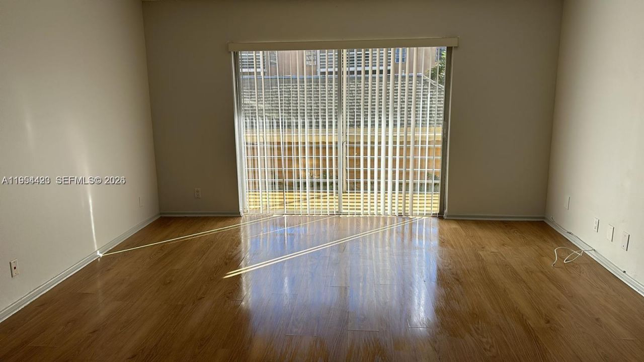 4848 NW 24th Ct, Unit 210, Lauderdale Lakes, FL 33313 Photo