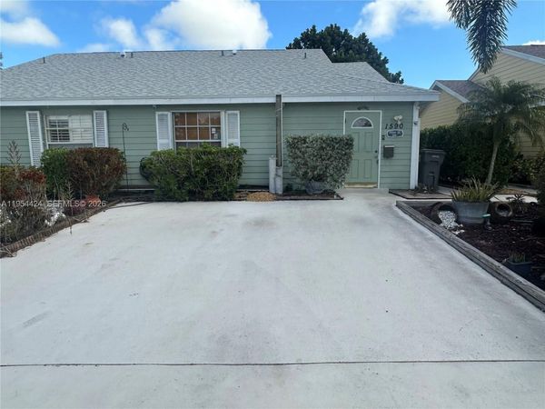1590 Royal Forest Ct, West Palm Beach, FL 33406
