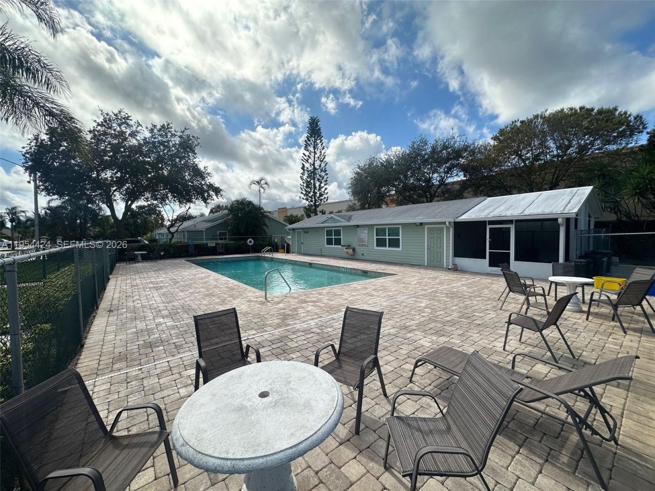 1590 Royal Forest Ct, West Palm Beach, FL 33406 Photo