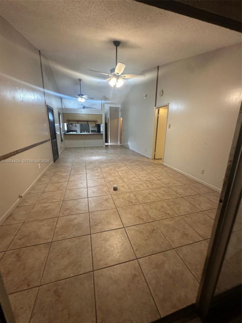 1590 Royal Forest Ct, West Palm Beach, FL 33406 Photo