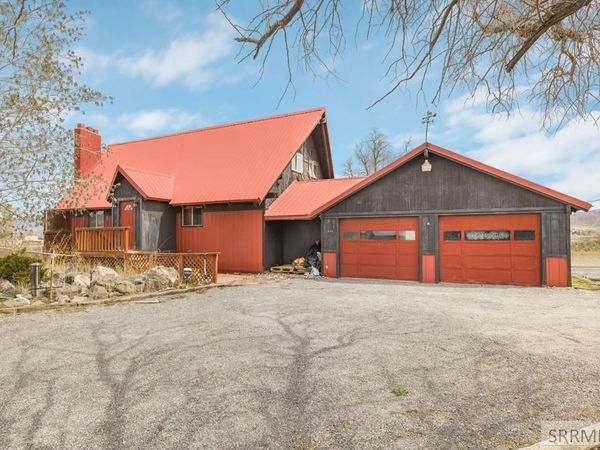 2440 Cannon Road, ARCO, ID 83213