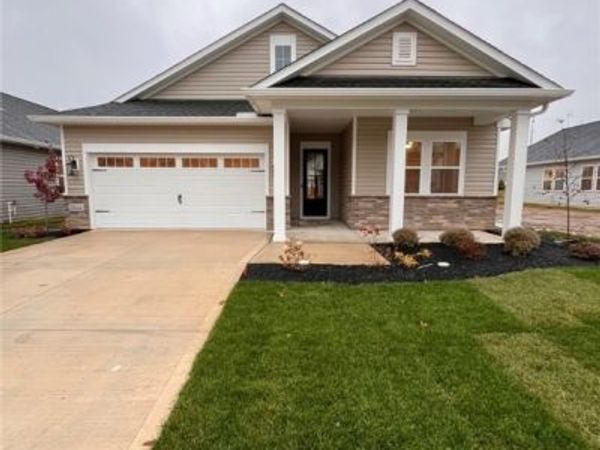 2168 Myla Way, Amherst, OH 44001