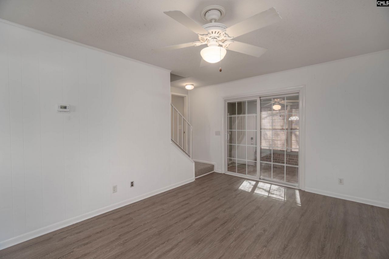 1908 Grays Inn Road  Photo 12