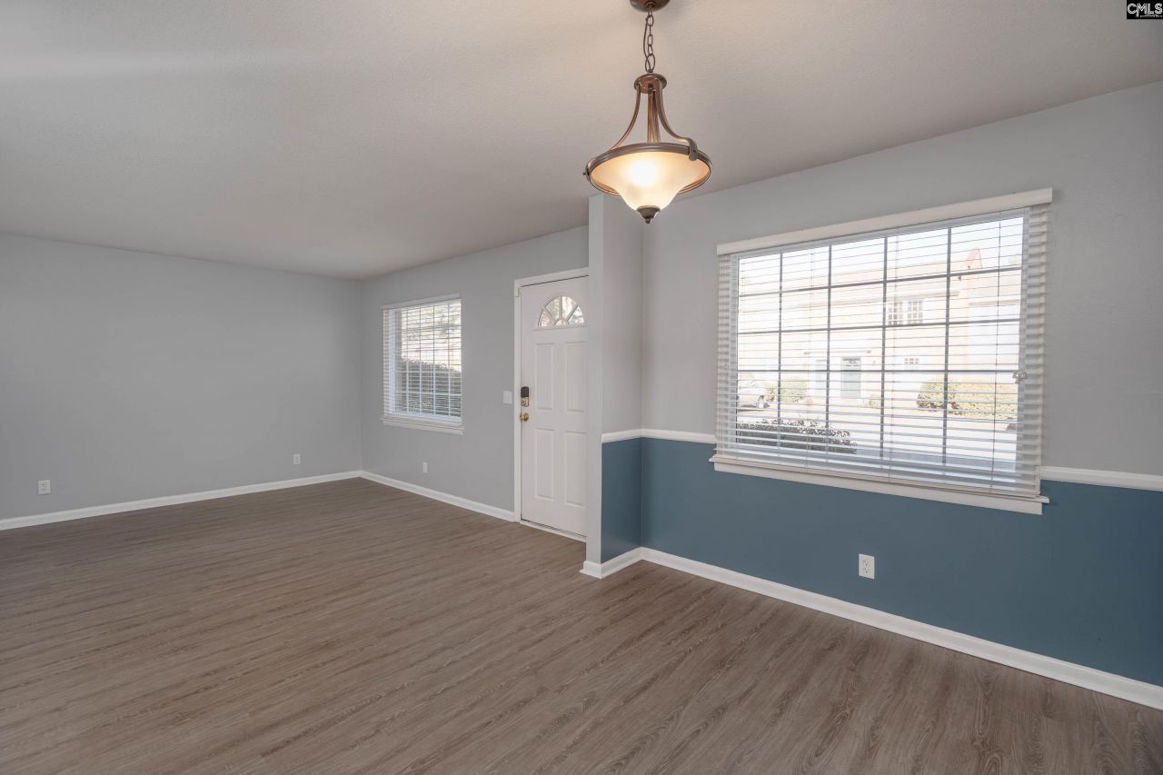 1908 Grays Inn Road  Photo 4