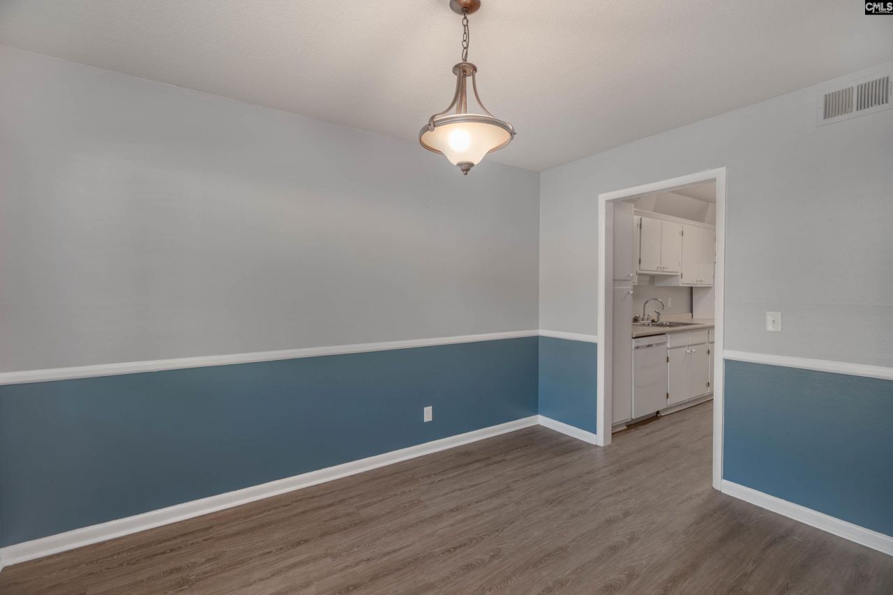 1908 Grays Inn Road  Photo 7