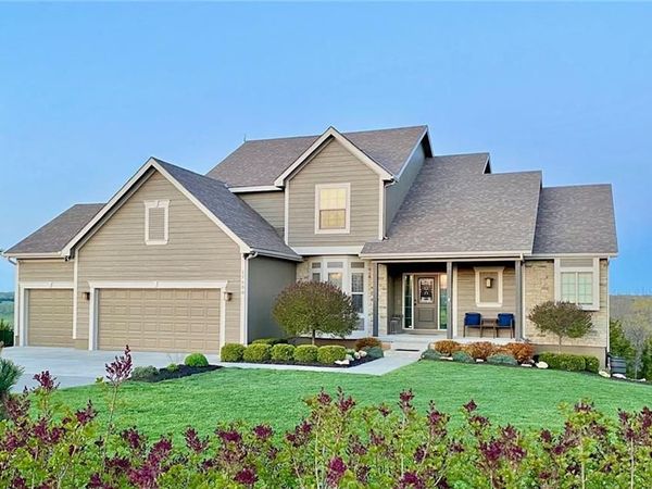 17530 254th Street, Tonganoxie, KS 66086
