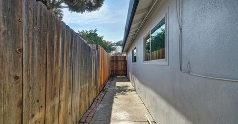 5447 Bootjack Dr, Sacramento, CA 95842 Photo