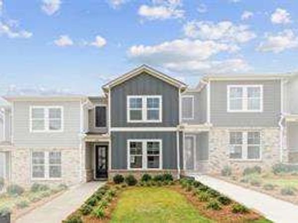 477 Crown Drive, Emerson, GA 30137