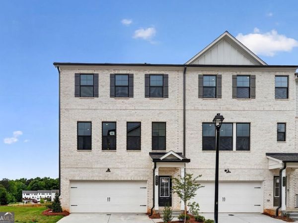 2831 Rosehall Way, Lawrenceville, GA 30044