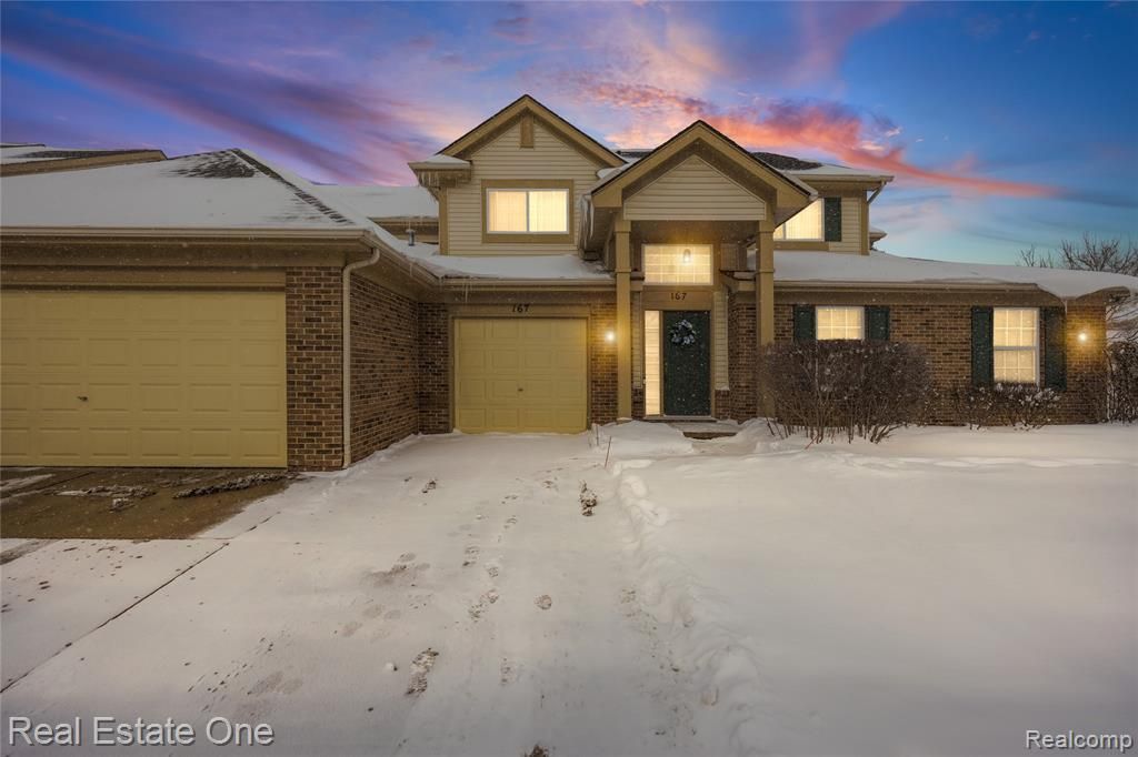 167 S Vista Drive, Auburn Hills, MI 48326 Main Photo