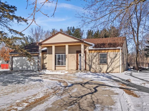 350 8th Avenue, Marengo, IL 60152