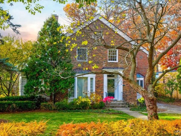 1878 Sunset Road, Highland Park, IL 60035