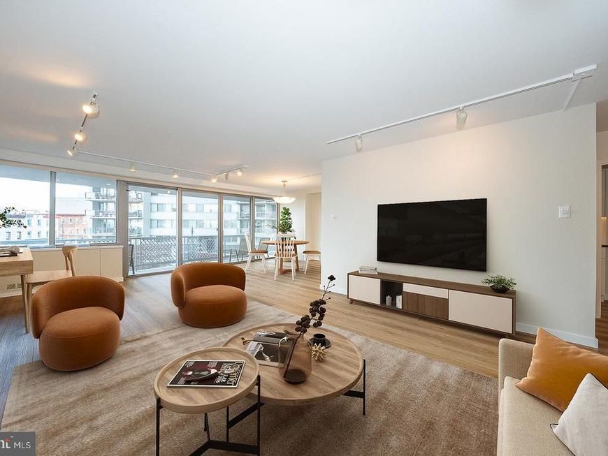 2401 00 Pennsylvania Avenue, Unit 4A10, Philadelphia, PA 19130 Main Photo