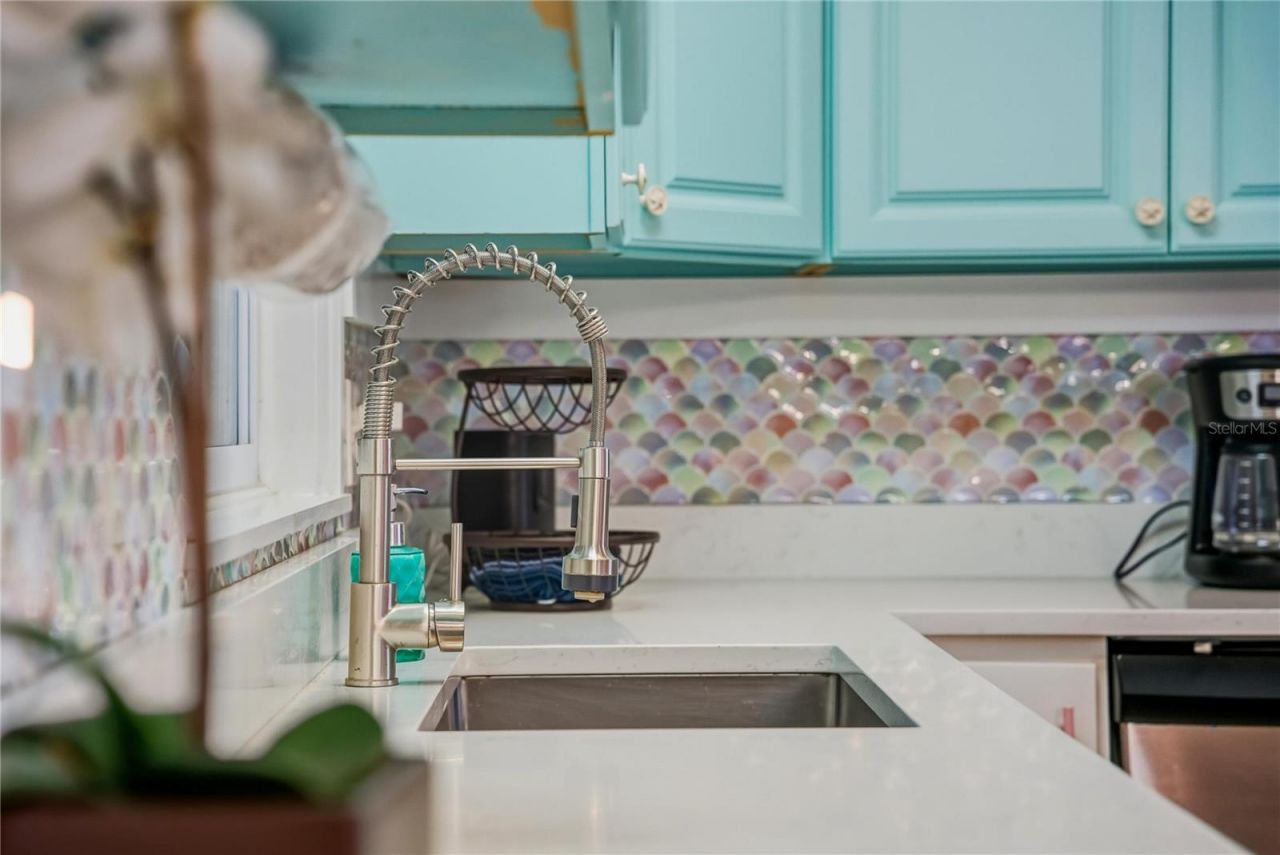 6550 Sabal Drive, Sarasota, FL 34242 Photo