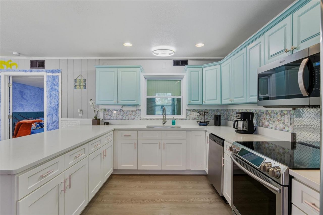 6550 Sabal Drive, Sarasota, FL 34242 Photo