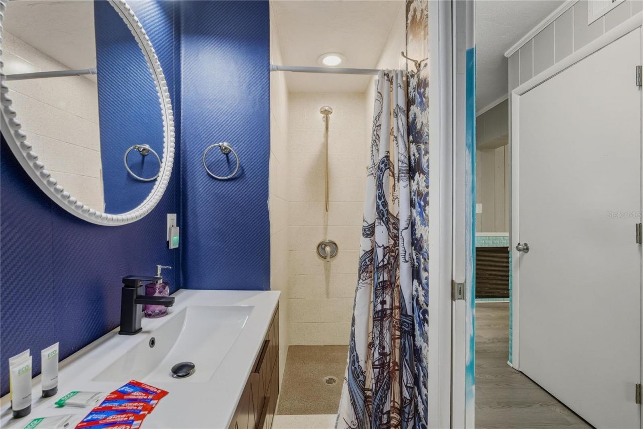 6550 Sabal Drive, Sarasota, FL 34242 Photo